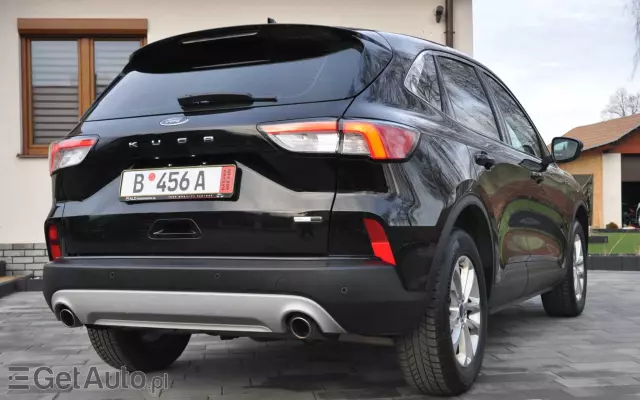 FORD Kuga 2.0 TDCi 4x2 Titanium
