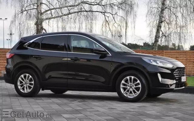 FORD Kuga 2.0 TDCi 4x2 Titanium