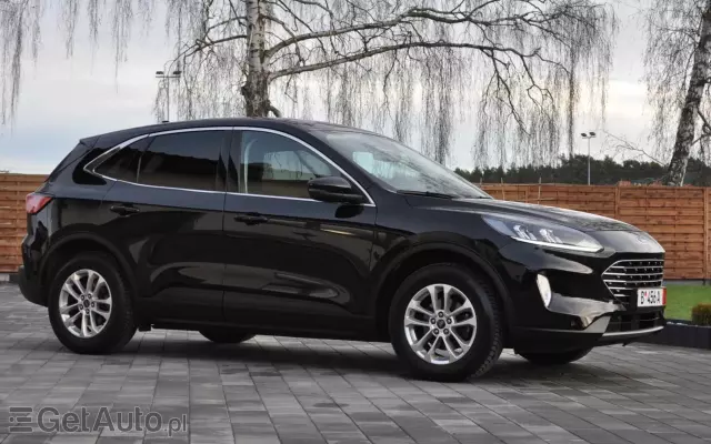 FORD Kuga 2.0 TDCi 4x2 Titanium