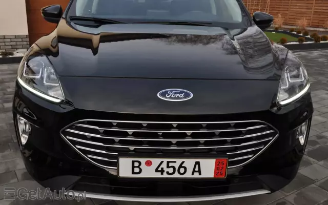 FORD Kuga 2.0 TDCi 4x2 Titanium