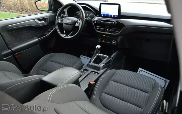 FORD Kuga 2.0 TDCi 4x2 Titanium