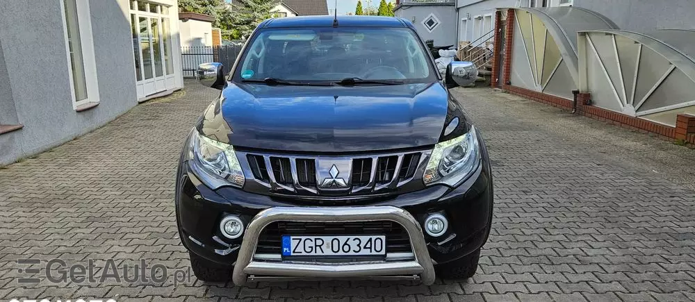 MITSUBISHI L200 Pick Up 4x4 Autm Double Cab Top