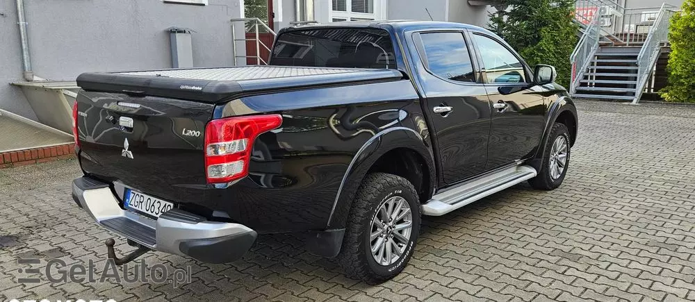 MITSUBISHI L200 Pick Up 4x4 Autm Double Cab Top