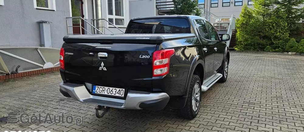 MITSUBISHI L200 Pick Up 4x4 Autm Double Cab Top