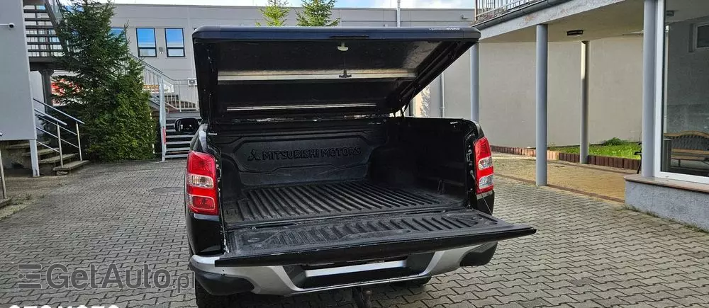 MITSUBISHI L200 Pick Up 4x4 Autm Double Cab Top