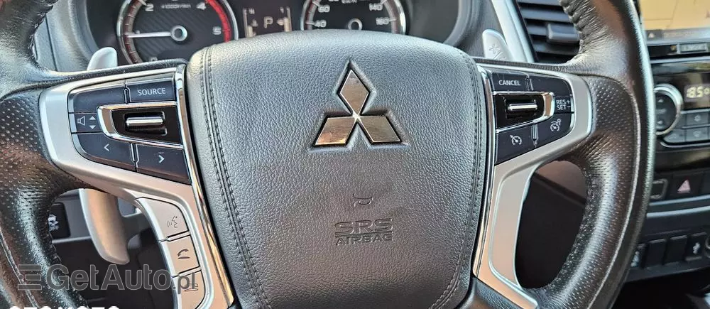 MITSUBISHI L200 Pick Up 4x4 Autm Double Cab Top