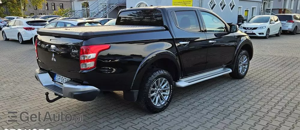 MITSUBISHI L200 Pick Up 4x4 Autm Double Cab Top