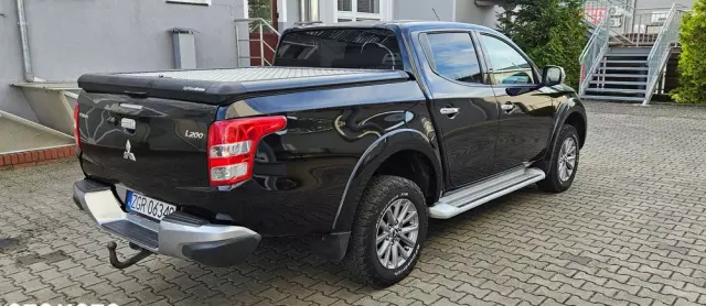 MITSUBISHI L200 Pick Up 4x4 Autm Double Cab Top