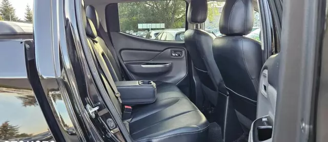 MITSUBISHI L200 Pick Up 4x4 Autm Double Cab Top