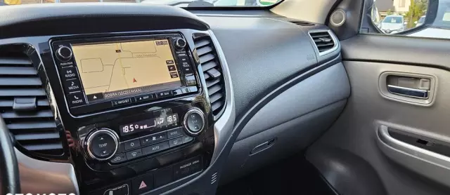 MITSUBISHI L200 Pick Up 4x4 Autm Double Cab Top