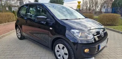 VOLKSWAGEN Up! 