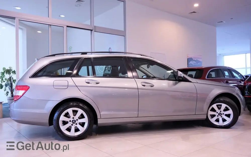 MERCEDES-BENZ Klasa C 180 T Kompressor Automatik