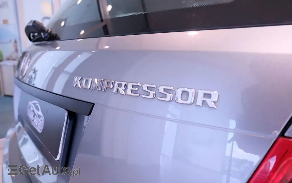 MERCEDES-BENZ Klasa C 180 T Kompressor Automatik