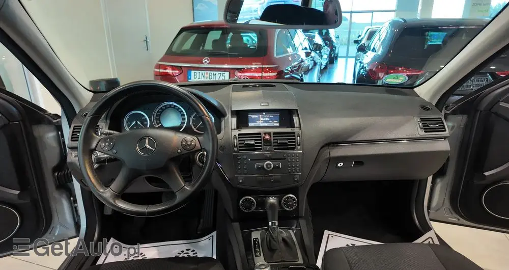 MERCEDES-BENZ Klasa C 180 T Kompressor Automatik