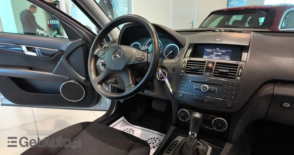 MERCEDES-BENZ Klasa C 180 T Kompressor Automatik