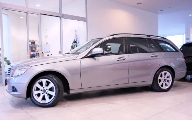 MERCEDES-BENZ Klasa C 180 T Kompressor Automatik