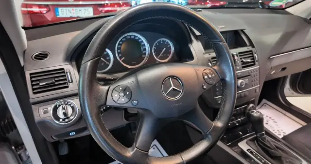 MERCEDES-BENZ Klasa C 180 T Kompressor Automatik