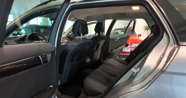 MERCEDES-BENZ Klasa C 180 T Kompressor Automatik