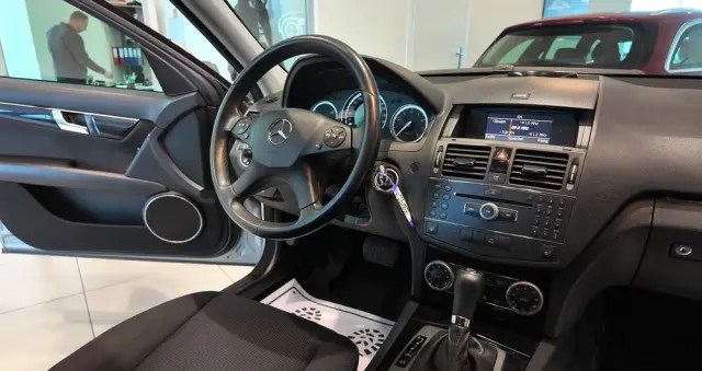 MERCEDES-BENZ Klasa C 180 T Kompressor Automatik