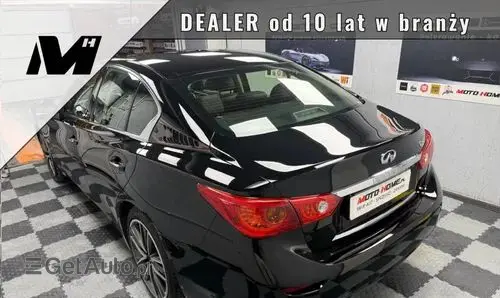 INFINITI Q50 