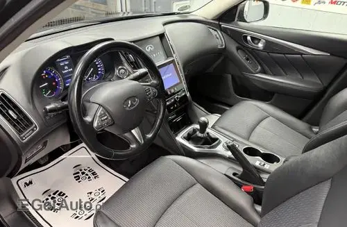 INFINITI Q50 