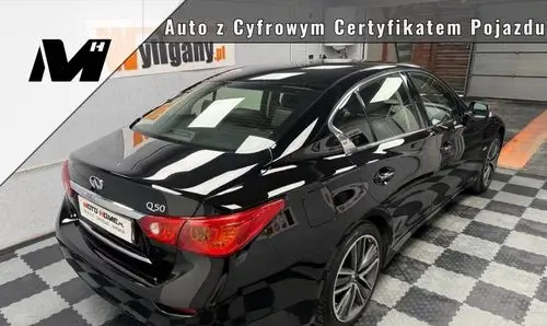 INFINITI Q50 