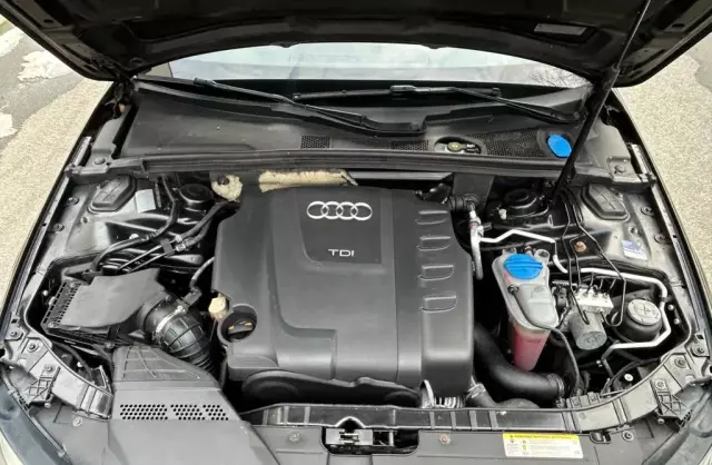 AUDI A4 2.0 TDI (143 KM)