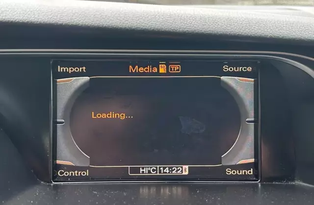 AUDI A4 2.0 TDI (143 KM)