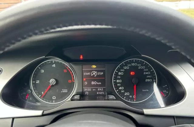 AUDI A4 2.0 TDI (143 KM)
