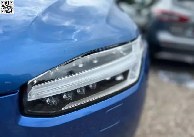 VOLVO XC 90 D5 SCR AWD R-Design