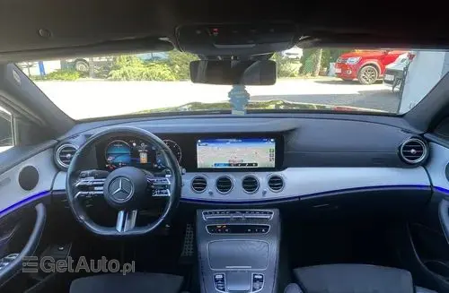 MERCEDES-BENZ Klasa E 