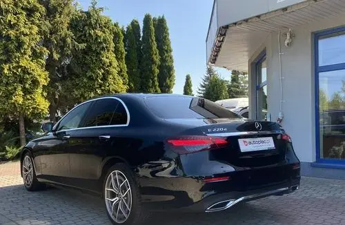 MERCEDES-BENZ Klasa E 