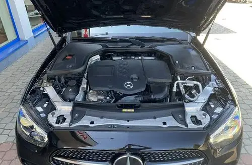 MERCEDES-BENZ Klasa E 