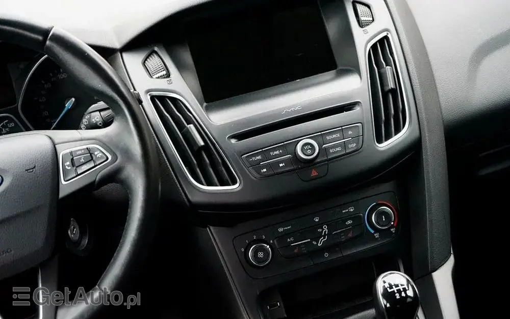 FORD Focus 1.5 TDCi SYNC Edition