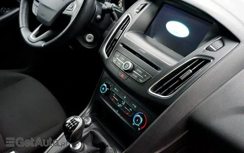 FORD Focus 1.5 TDCi SYNC Edition