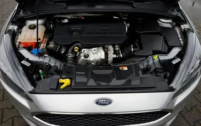 FORD Focus 1.5 TDCi SYNC Edition