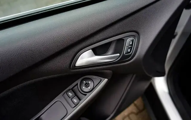 FORD Focus 1.5 TDCi SYNC Edition