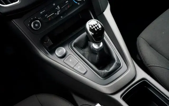 FORD Focus 1.5 TDCi SYNC Edition