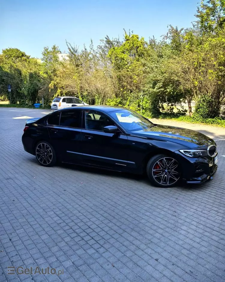 BMW Seria 3 330i M Sport sport