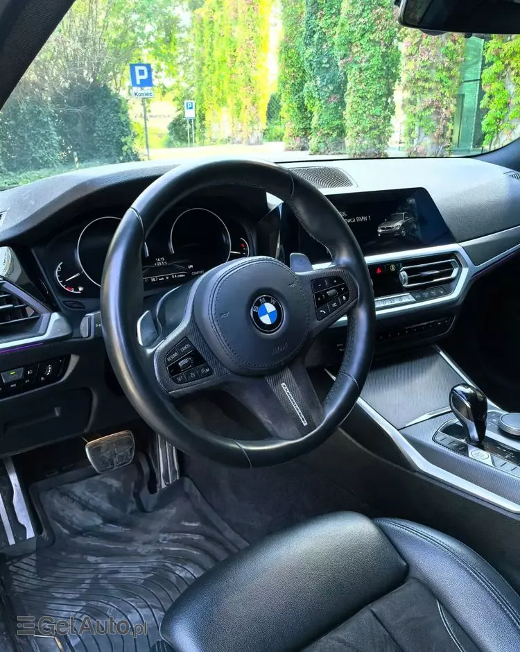 BMW Seria 3 330i M Sport sport