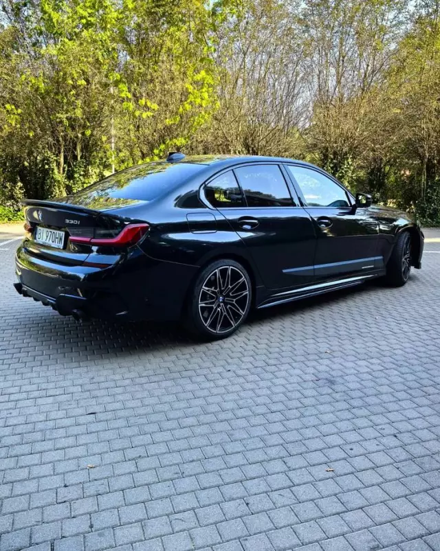 BMW Seria 3 330i M Sport sport