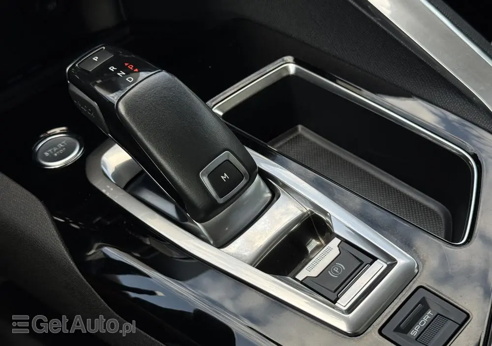 PEUGEOT 3008 THP 165 EAT6 Stop & Start Allure