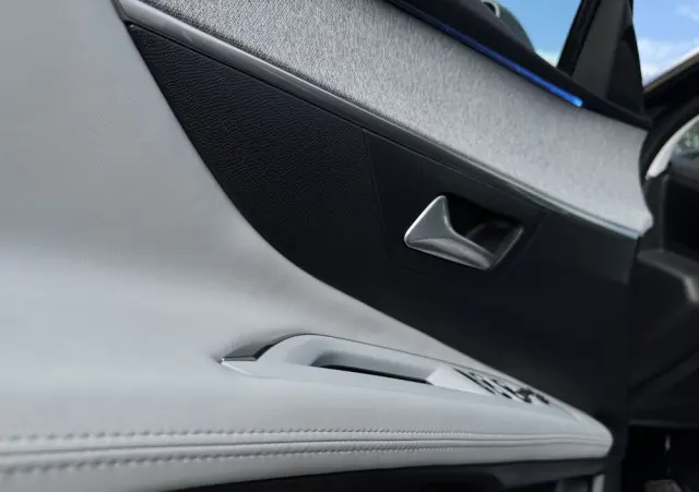 PEUGEOT 3008 THP 165 EAT6 Stop & Start Allure