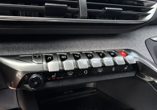 PEUGEOT 3008 THP 165 EAT6 Stop & Start Allure