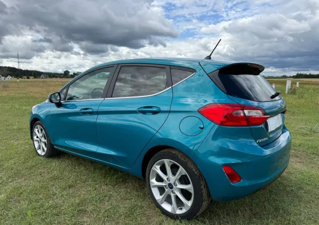 FORD Fiesta 1.0 EcoBoost Start-Stop Champions Edition