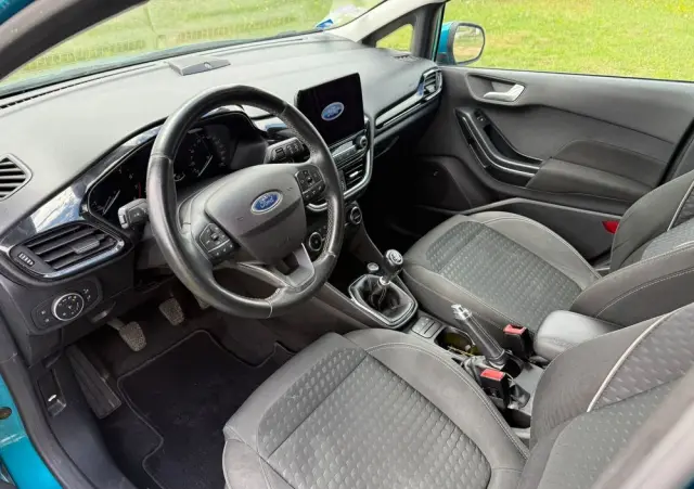 FORD Fiesta 1.0 EcoBoost Start-Stop Champions Edition