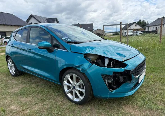 FORD Fiesta 1.0 EcoBoost Start-Stop Champions Edition