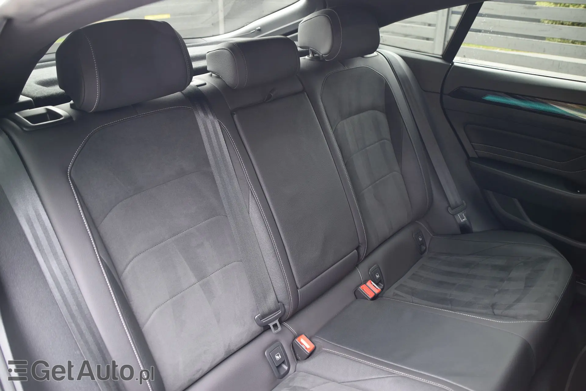 VOLKSWAGEN Arteon R-Line DSG