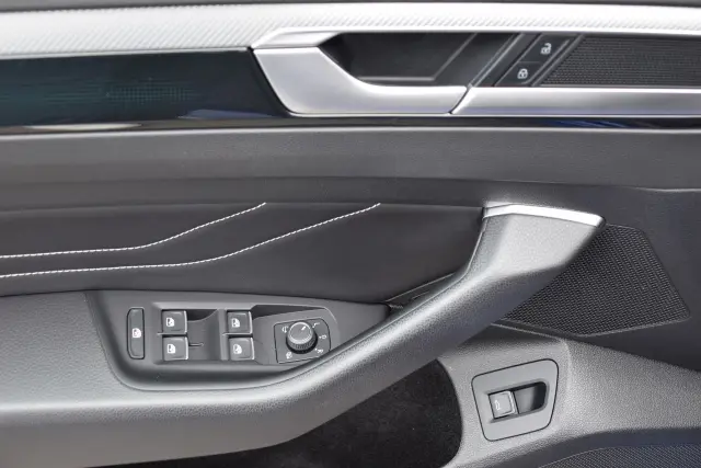 VOLKSWAGEN Arteon R-Line DSG