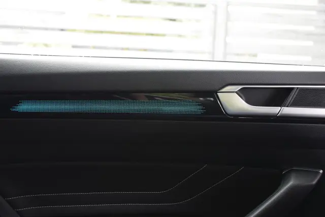 VOLKSWAGEN Arteon R-Line DSG